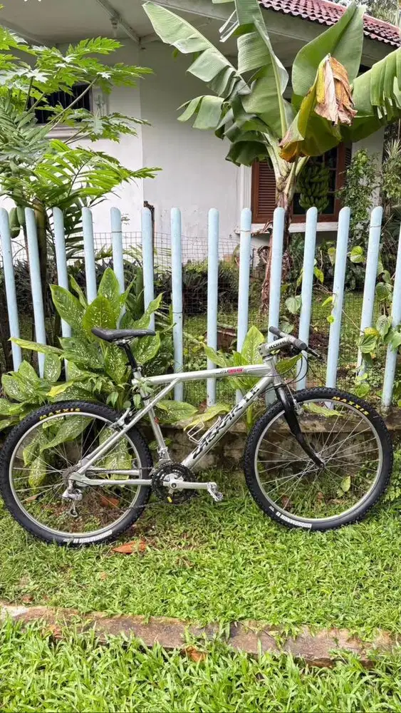 Dijual sepeda GT zaskar LE