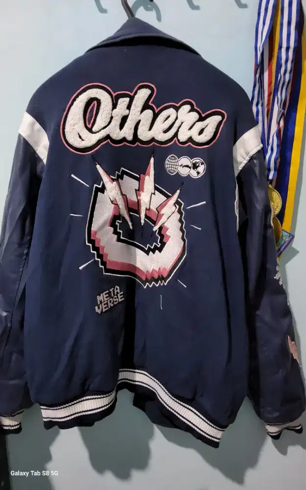 Jaket Varsity MetaVerse Ungu