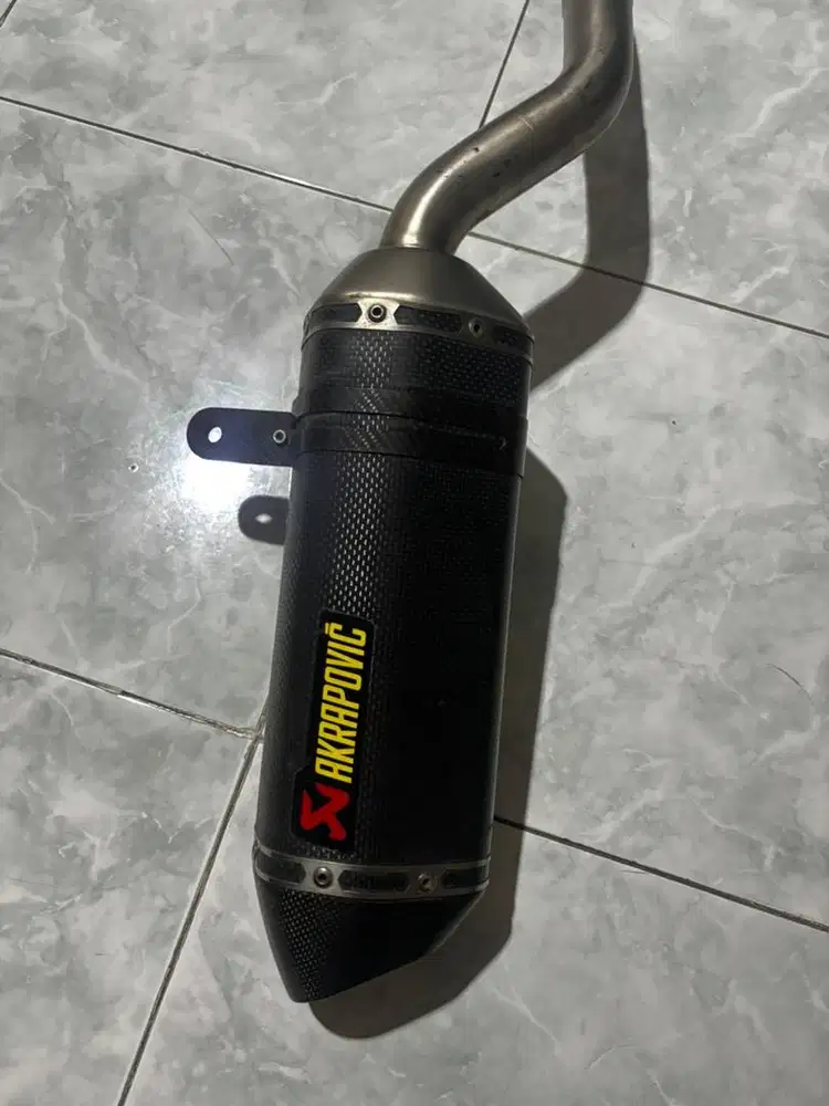 Knalpot akrapovic carbon cbr 250
