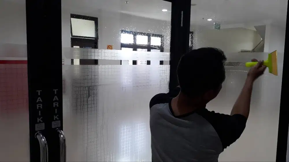 Dekorasi sticker kaca film sunglas unt perumahan stiker perkantoran