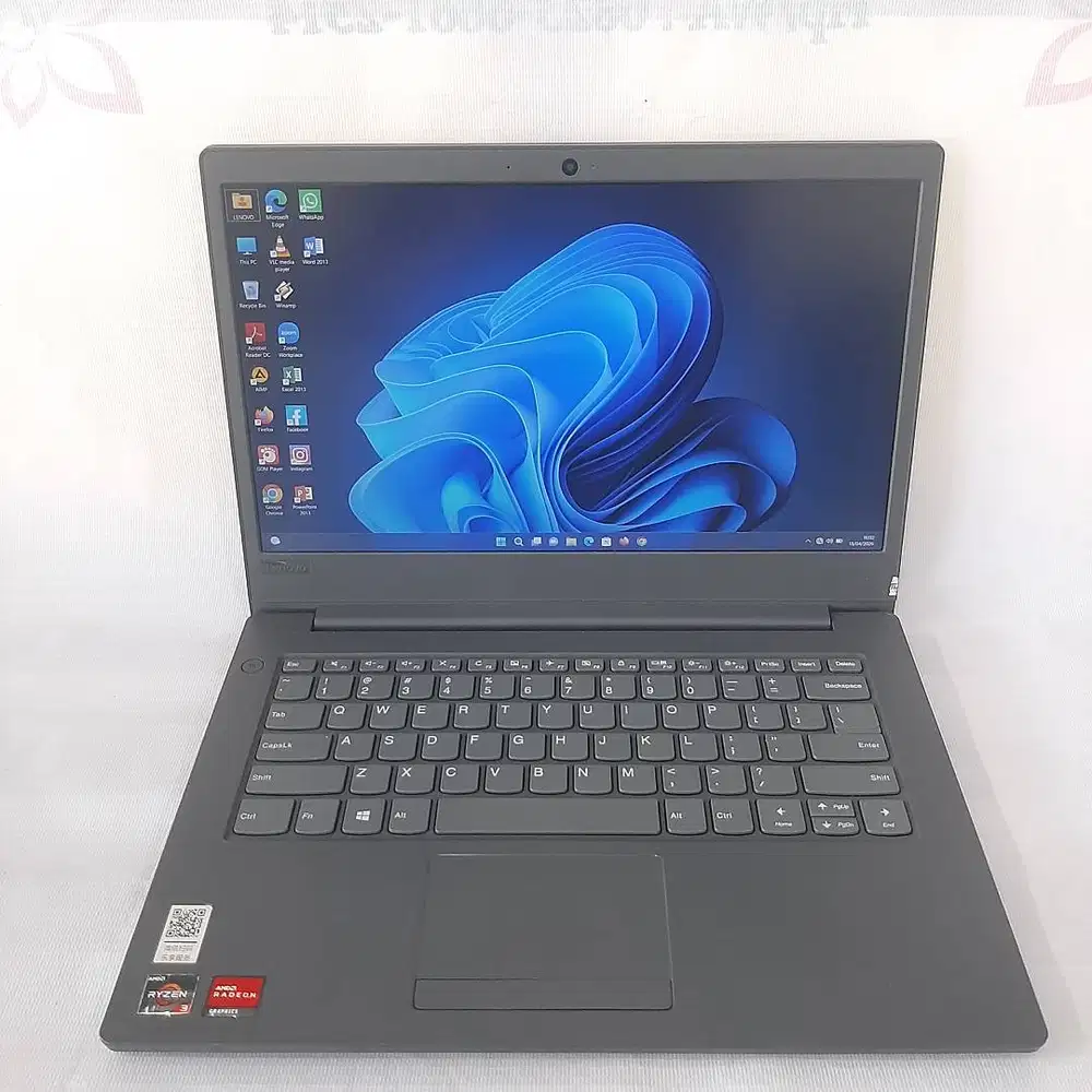 LAPTOP LENOVO E41-55 AMD RYZEN 3 3250U RAM 8GB NVME 256GB VGA AMD 2GB