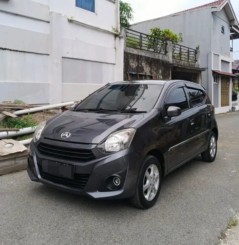 Daihatsu ayla nik 2016 km 72.rb asli