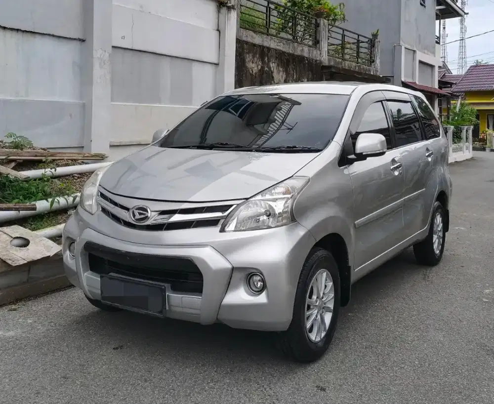 Daihatsu xenia R famili  km 82.rb asli