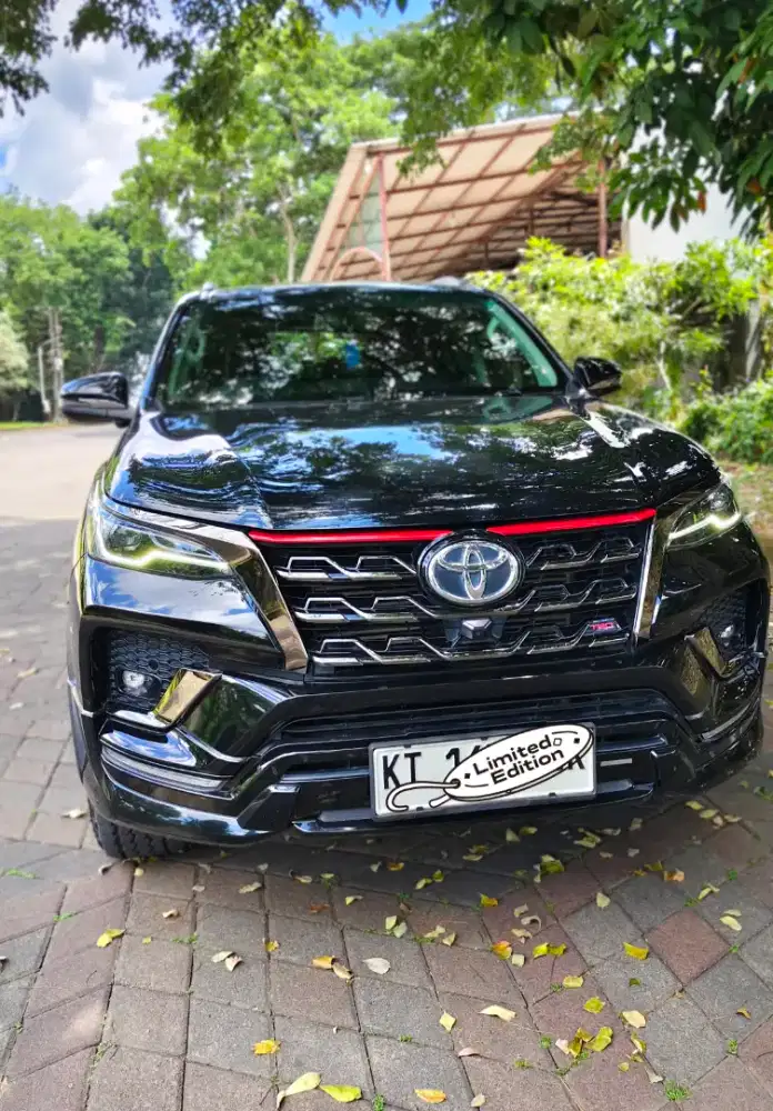 Fortuner edisi TRD 4 x 2 kamera 360
