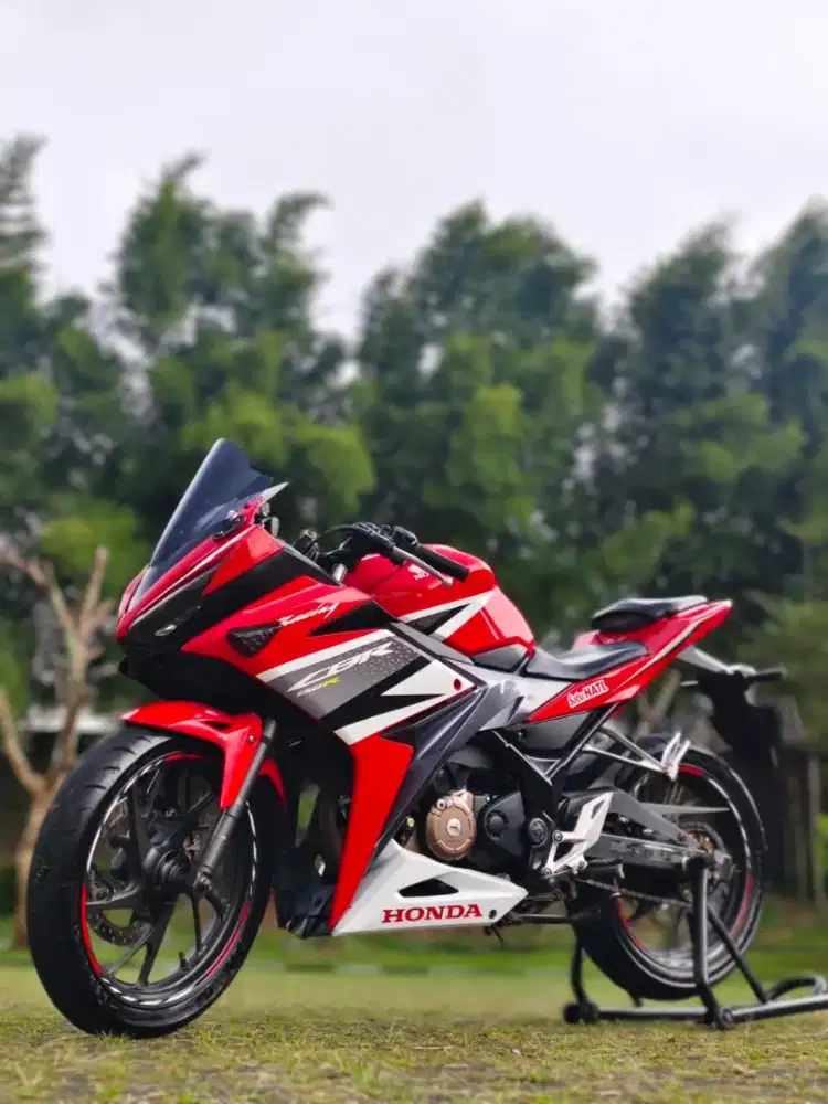 Honda CBR LED 150 R 2018