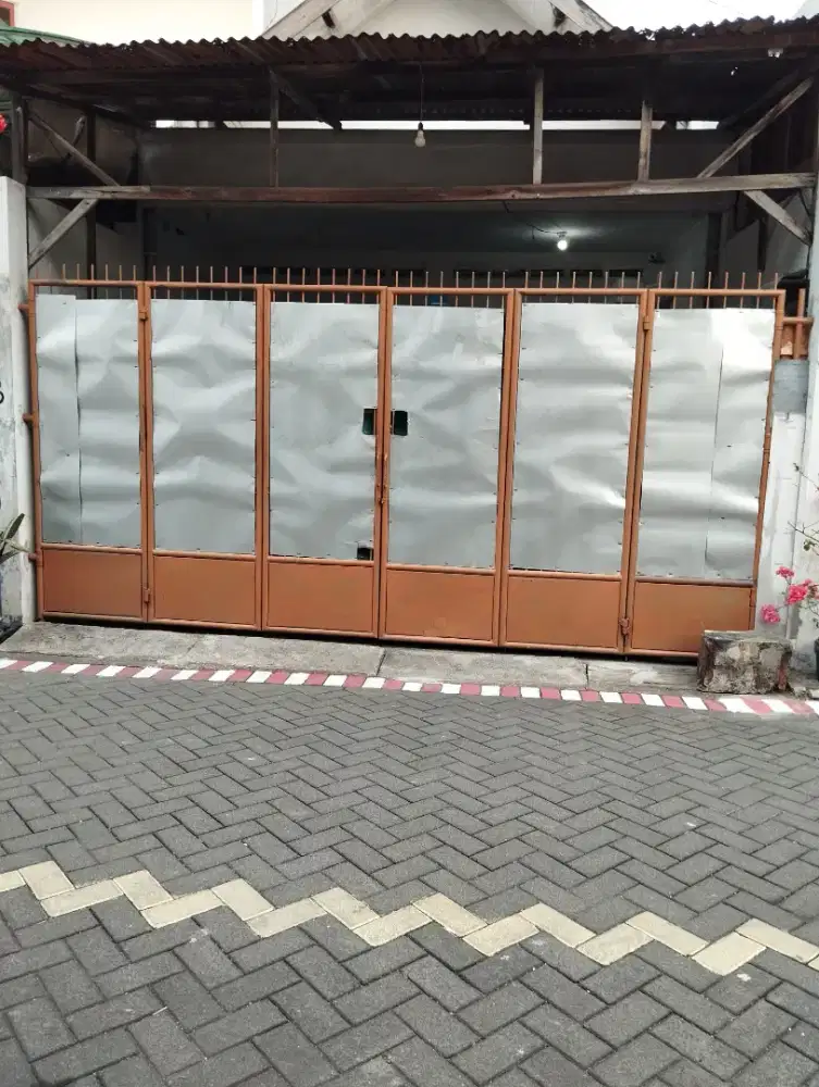 Rumah disewakan / dikontrakkan area petemon sidomulyo 2 siap huni