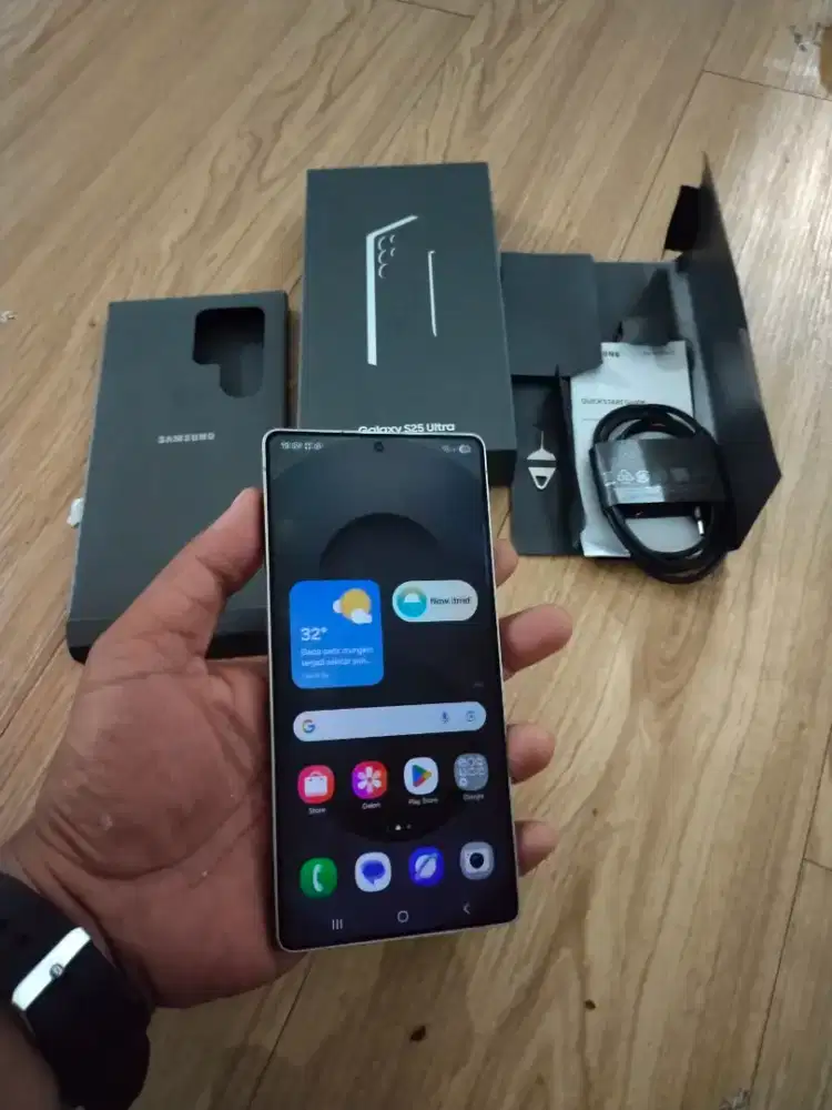 Samsung S25 Ultra 12/512gb sein fullset ori bisa tt handphone