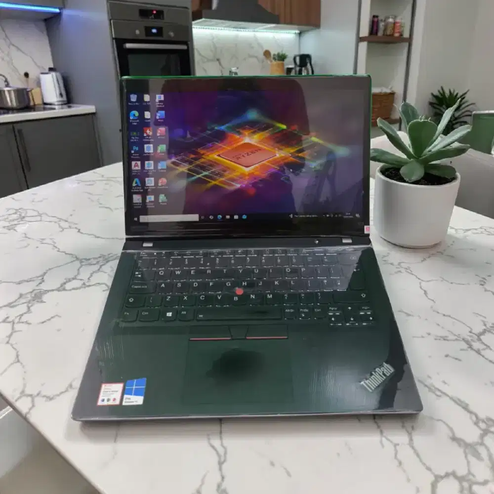 Lenovo Thinkpad X13-Pro V35 superslim Black  [RAM 16GB/SSD 256Gb]