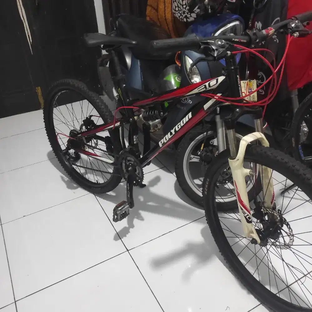 Sepeda polygon broadway 3.0