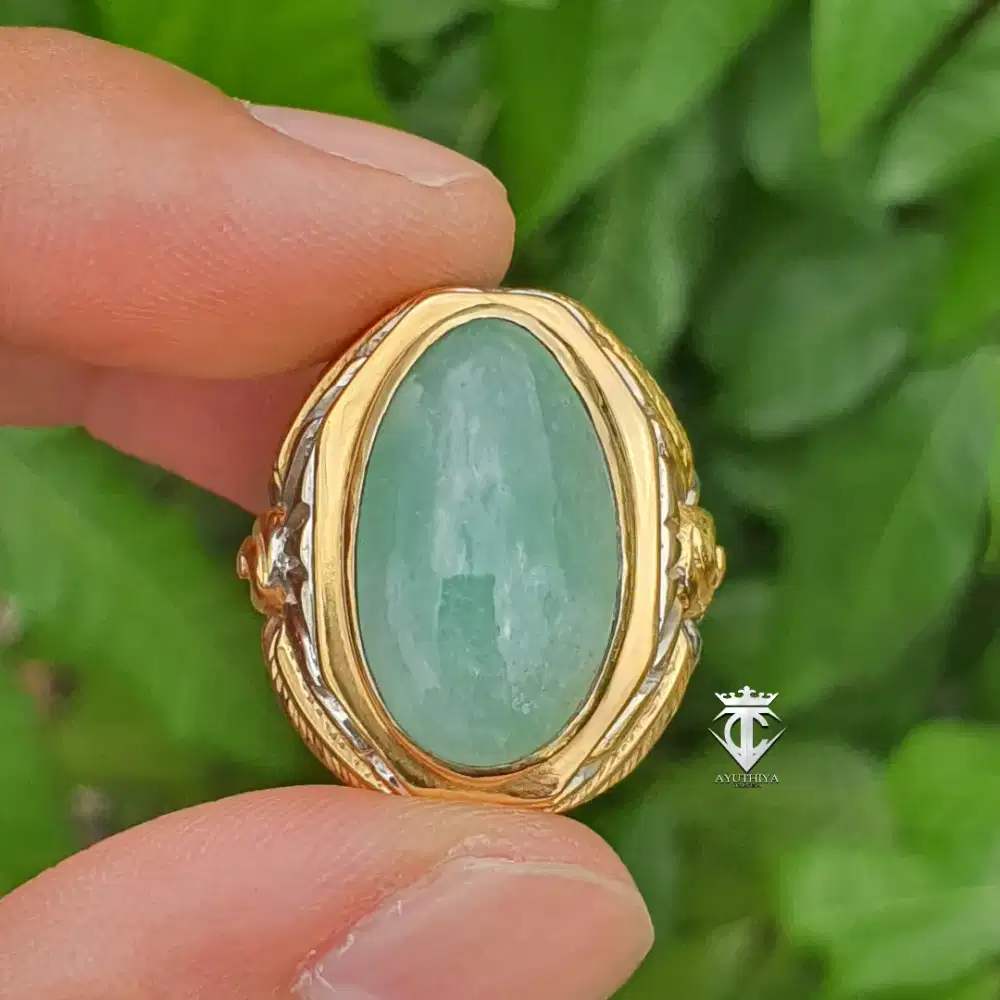 Batu Mulia Natural Apple Green Jadeite Jade Giok Burma Type A 10.80 Ct