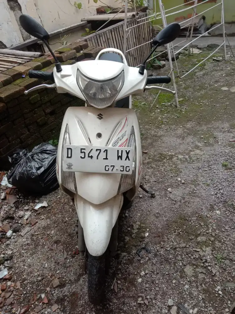 Suzuki Spin SR 125