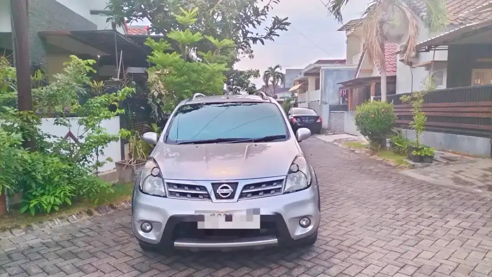 XGear Livina 2012 Bensin matic. Km 70rb, pjk pjg, nol spet. Simpanan