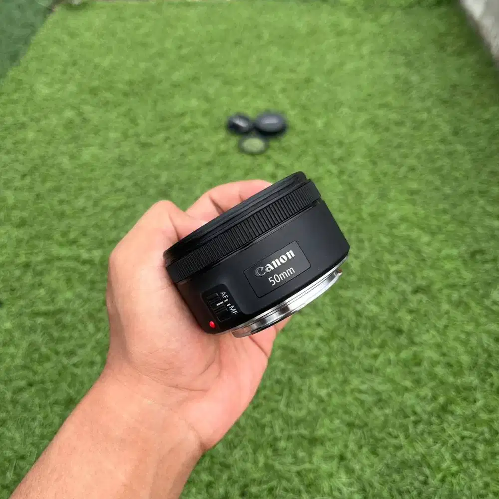 Lensa Fix Canon Ef 50mm f1.8 STM No Dus Box Like New