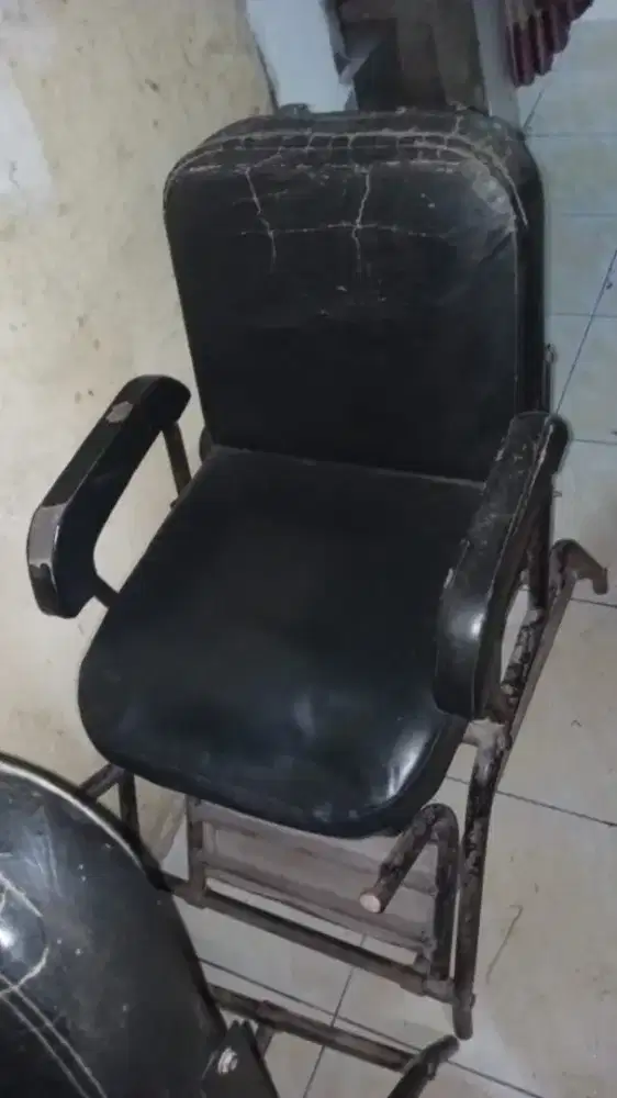 Kursi pangkas rambut