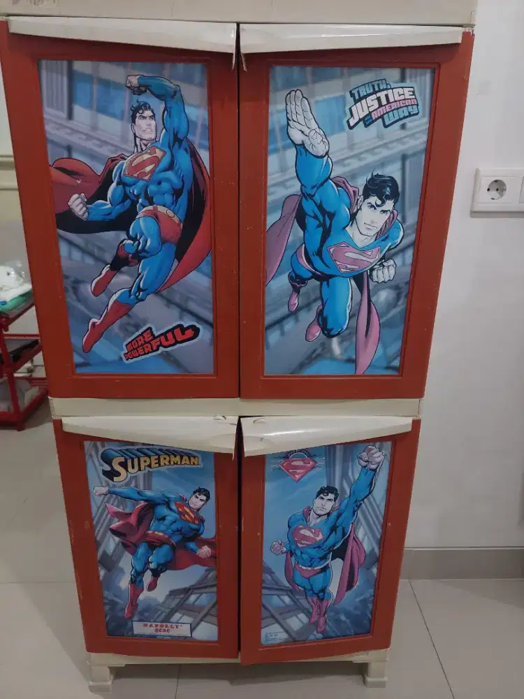 Lemari Plastik gambar anak cowok