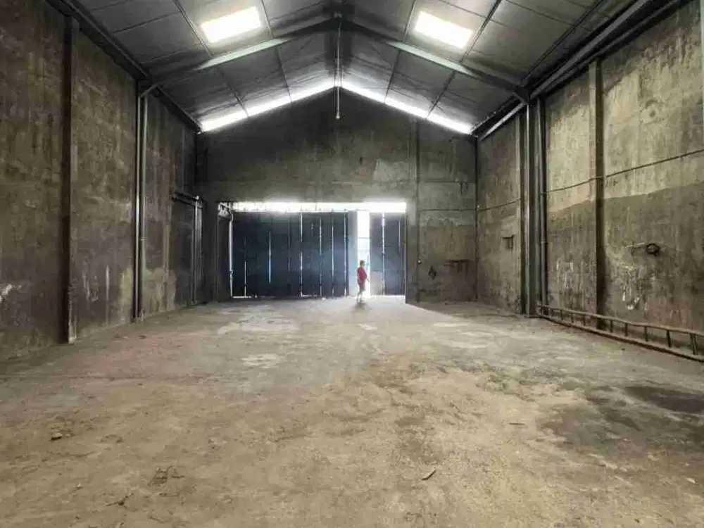 DISEWAKAN GUDANG NOL JALAN DAERAH WARU