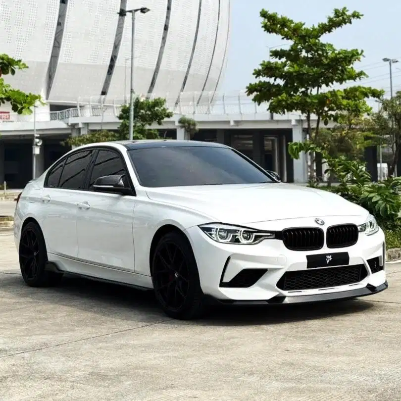 (CASH) BMW 320i F30 Sport LCI Facelift 2016