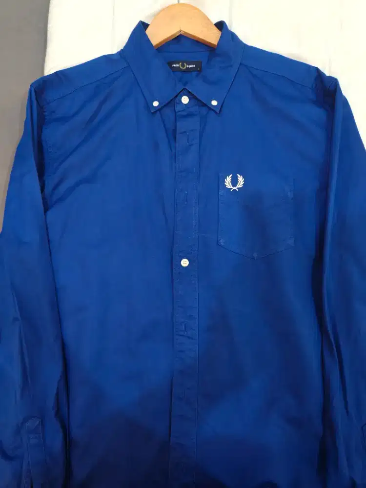 Kemeja Fred Perry M Biru Blue 75 x 55 cm Like New