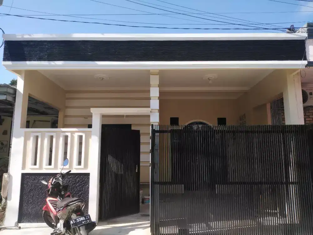 Disewakan rumah cantik baru renov di balikpapan regency jl besakih