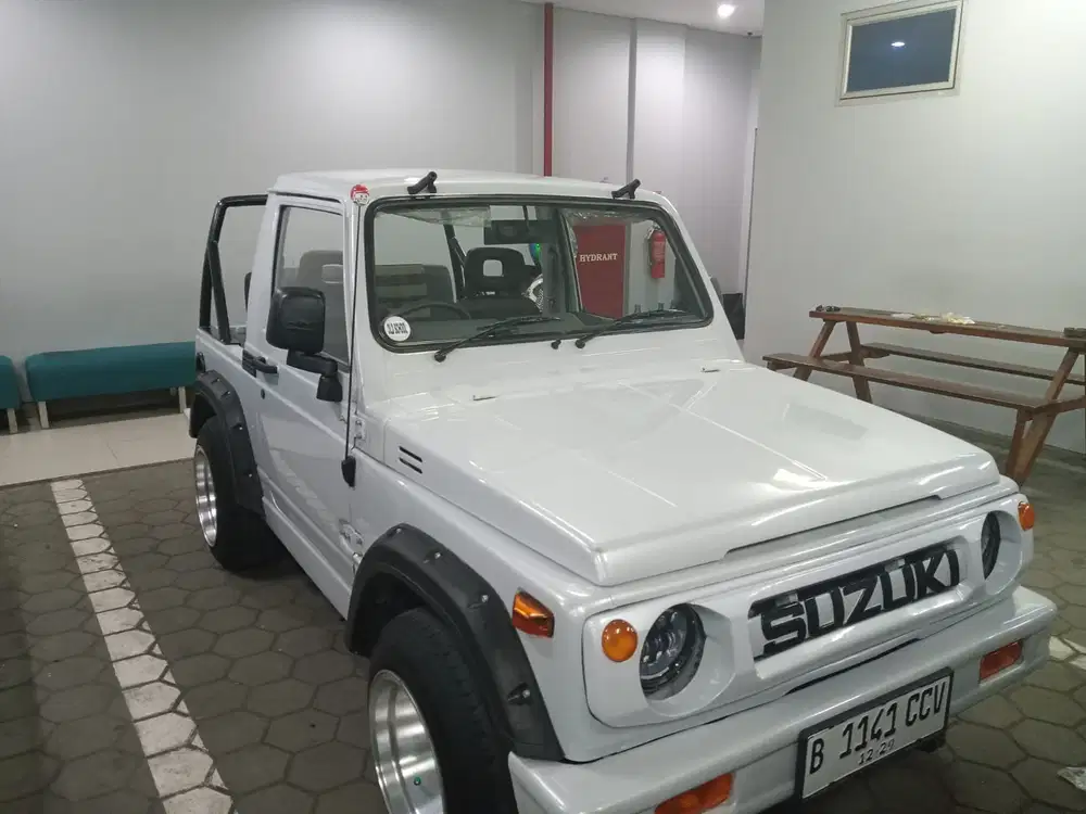 Suzuki Jimny 1993 Bensin