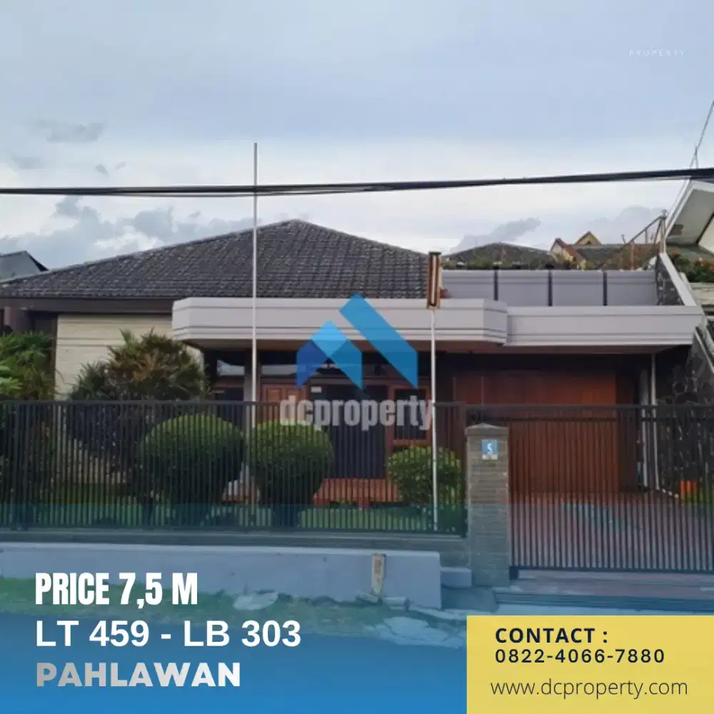 Rumah klasik terawat di jalan pahlawan kota bandung