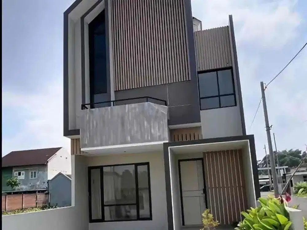 Rumah 2 Lantai Nol Jalan Bumiayu Kota Malang
