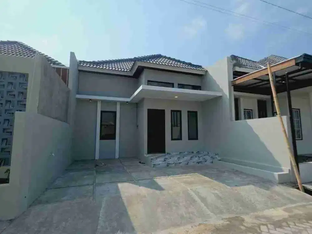 rumah baru dekat  RS Kustati BTC PGS di Laban Mojolaban