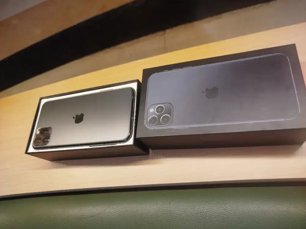 iPhone 11 pro max 512gb hot apple