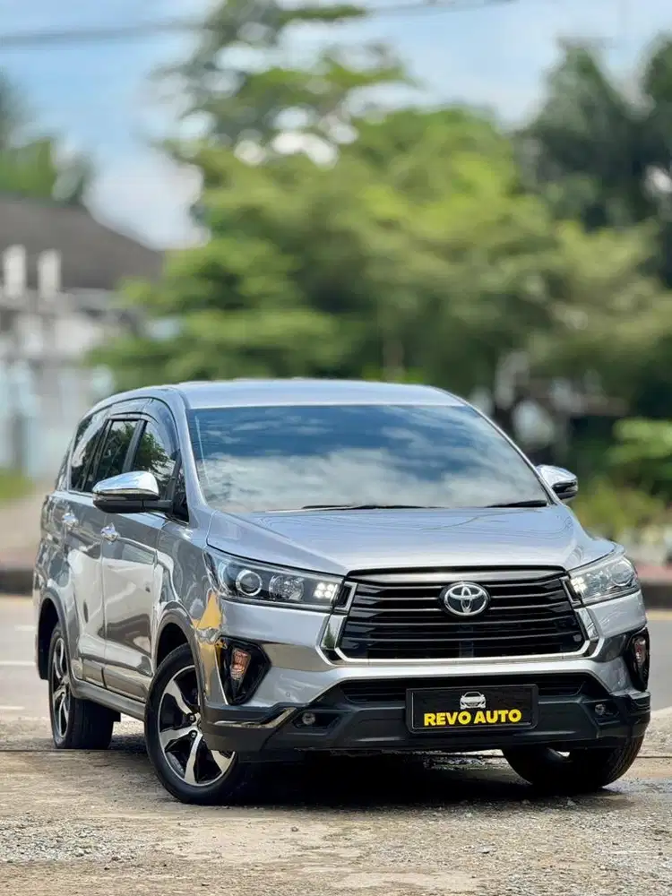 Innova Venturer 2.4 diesel automatic 2020 / 2021 solar dex Reborn 2022