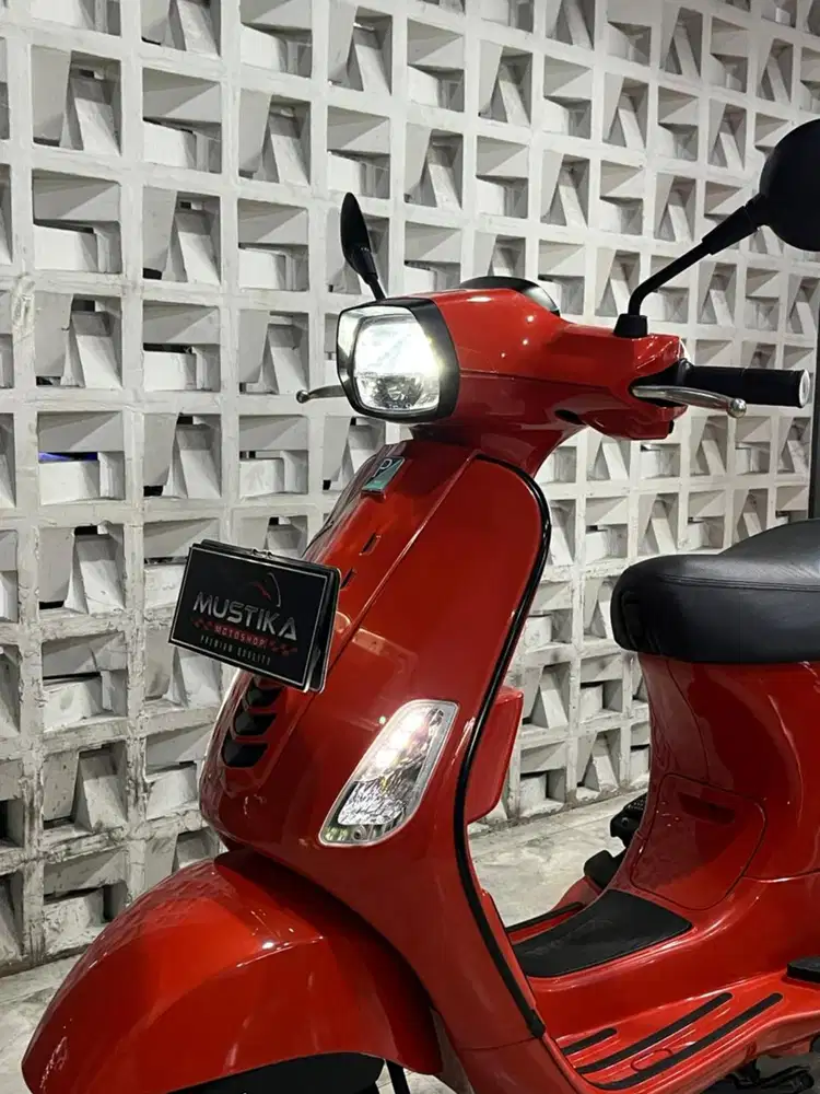 VESPA S125 IGET 2022 - Chintia Mustika