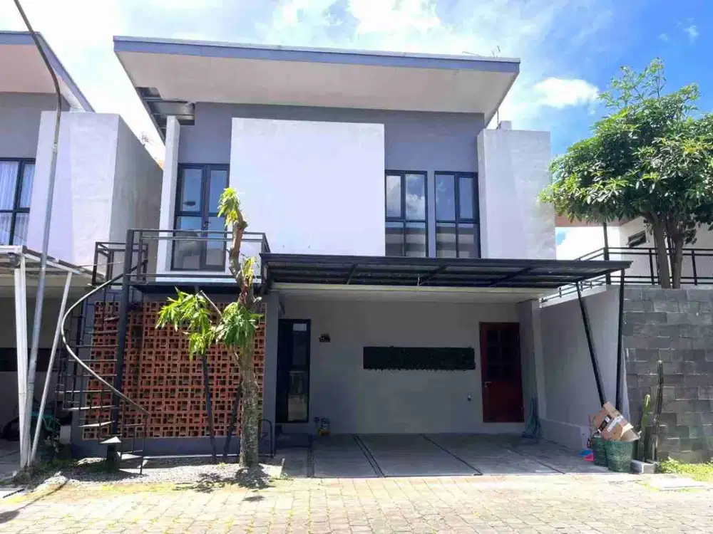 Rumah Mewah Siap Huni di Cluster Elite dan Nyaman dekat Hotel Alana Colomadu