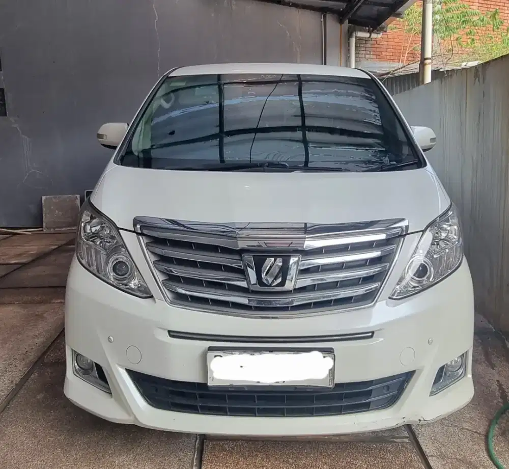 Toyota Alphard 2.4 X AT 2014
