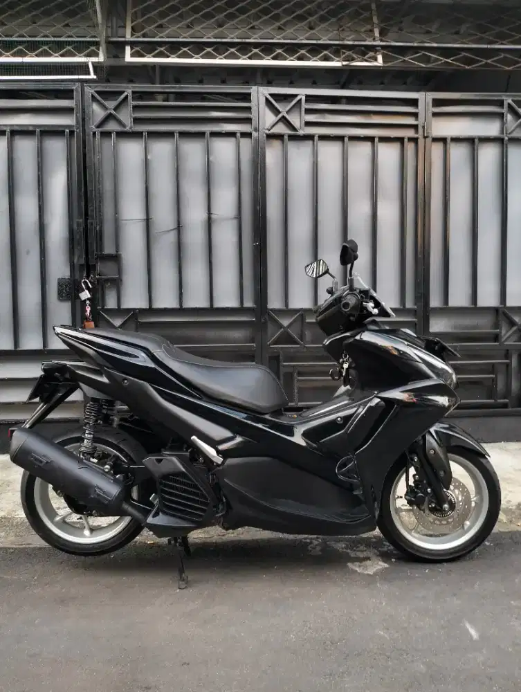 Aerox New connected non ABS 2021