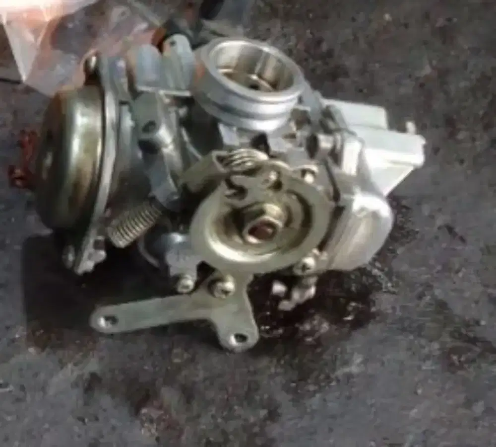 Dijual karburator ori Yamaha xeon