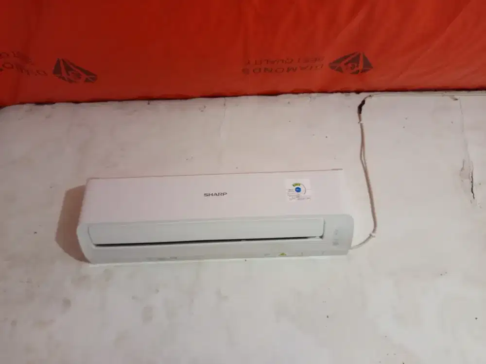 AC Sharp  pendingin ruangan