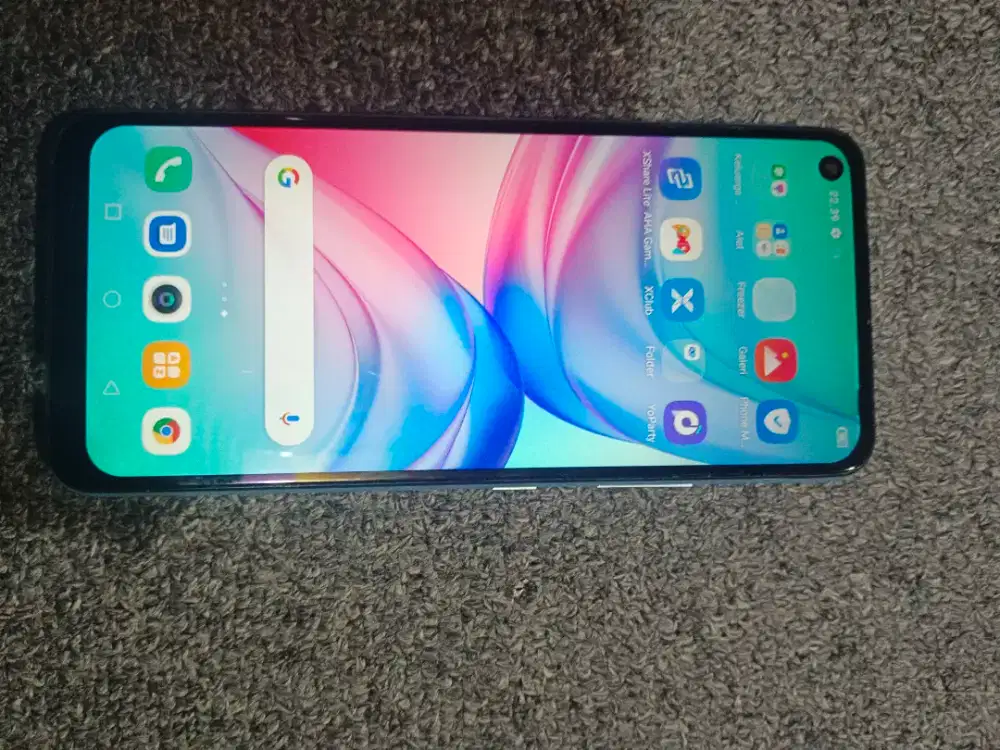 Infinix Hot 10. Ram 8 internal 128