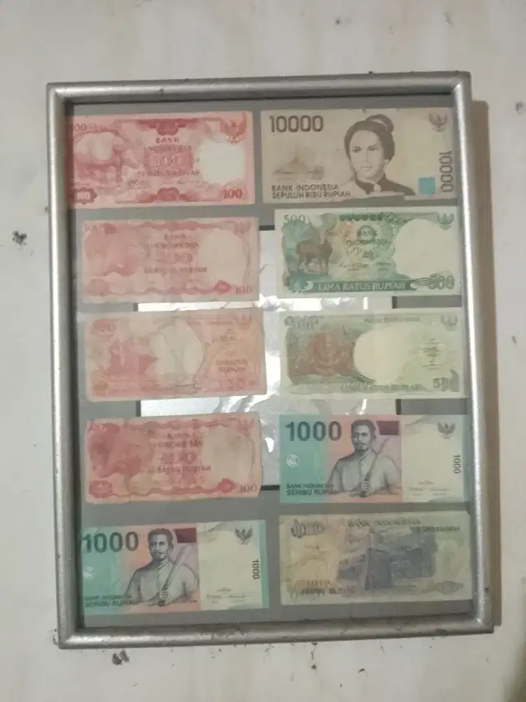 Bingkai aneka uang jadul murah