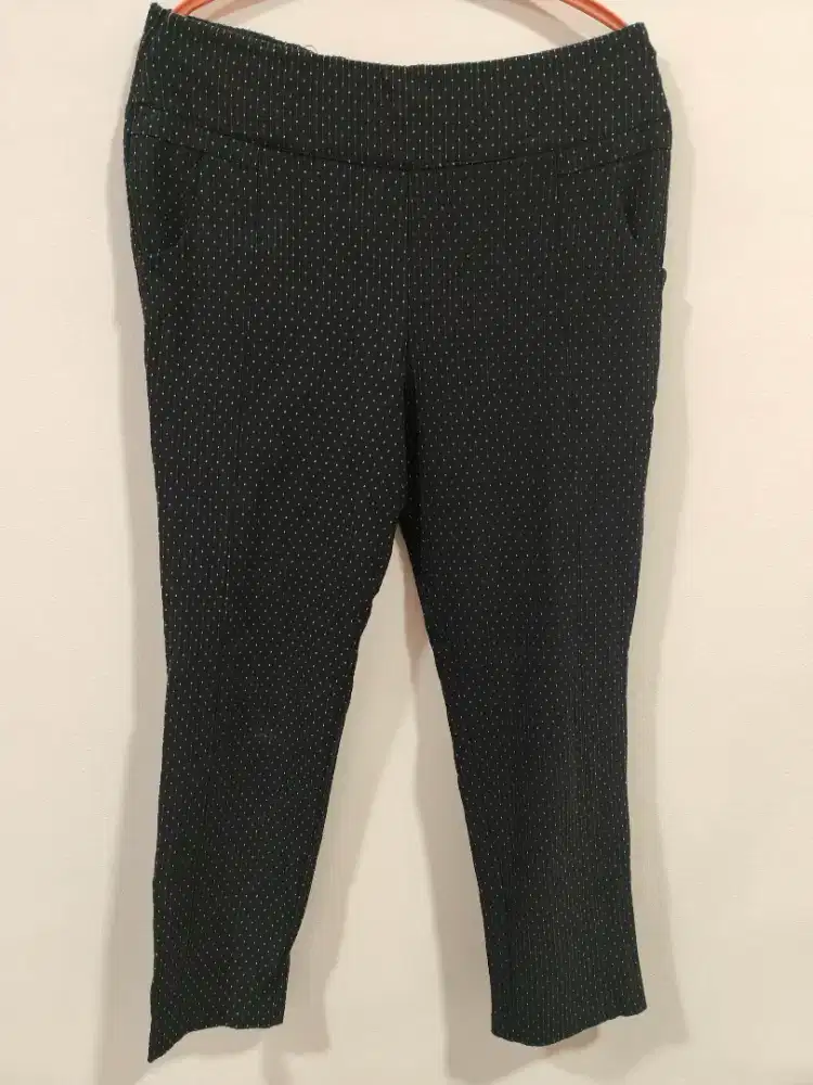 Legging wanita wrn hitam motif bintik