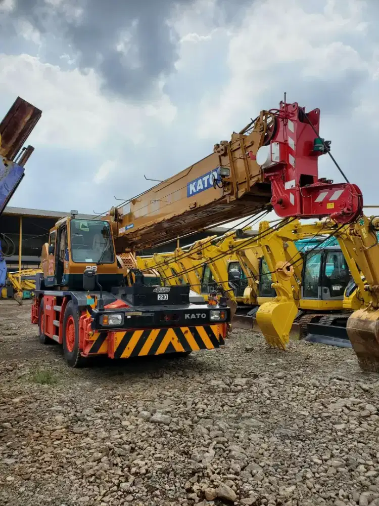 Roughter Crane Kato KR-25H-V5 Tahun 2023
