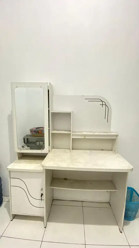 Vanity Desk Meja Rias Meja Kerja
