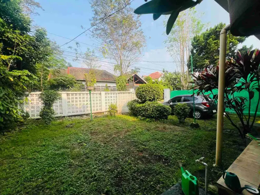 Jual Rumah Heritage yang luas,strategis dan nyaman dalam kota.