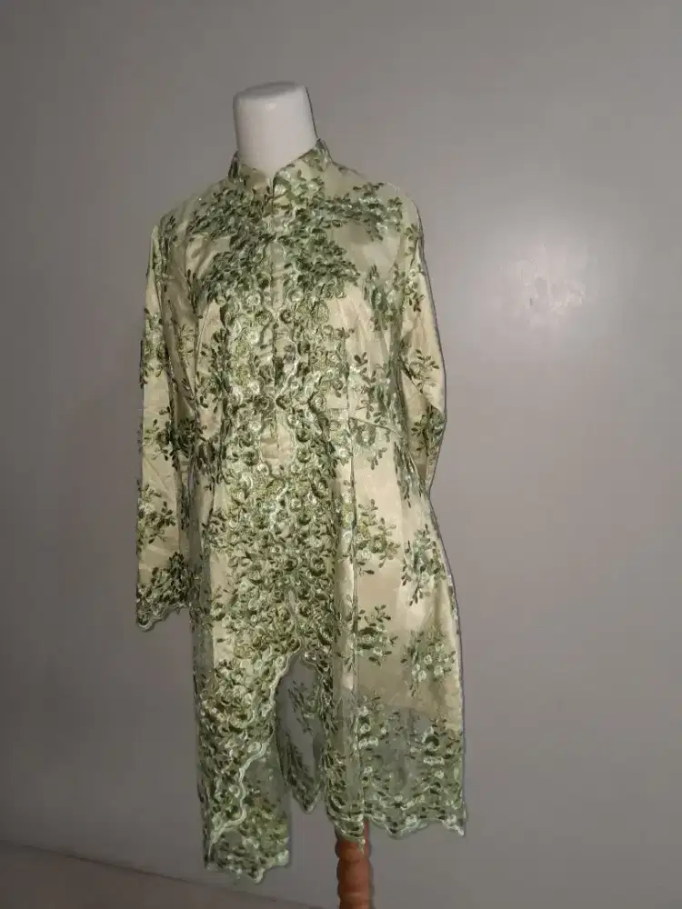 Dijual Kebaya Brukat Premium