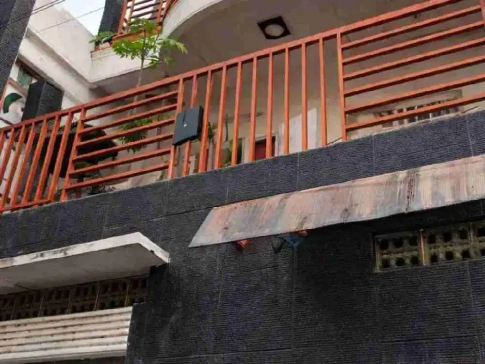 Di jual rumah di cempaka putih jakarta pusat