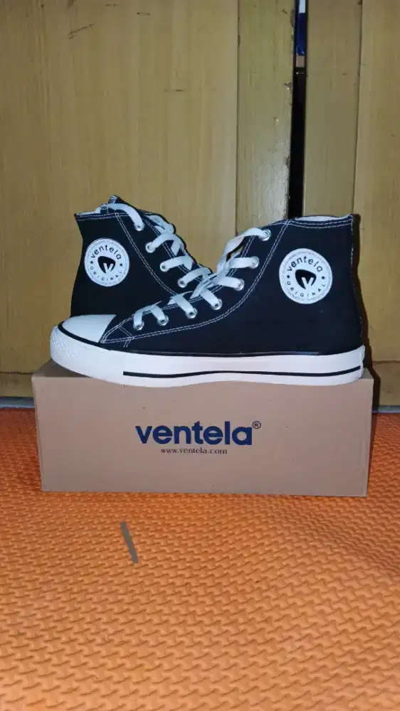 Jual cepat Sepatu Ventela Baru