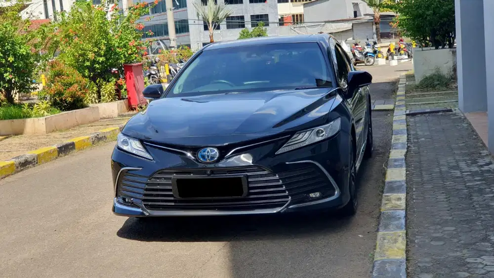 Km 7 rb toyota camry hybrid tss 2023 jbl sunroof hitam