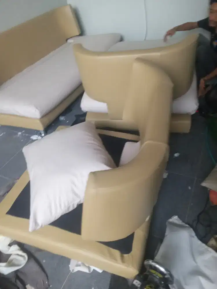 Jasa service jok sofa