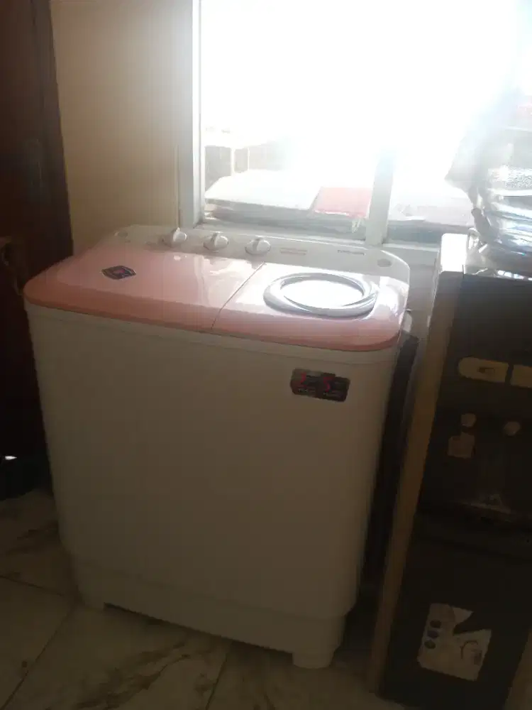 Dijual Mesin cuci masih baru