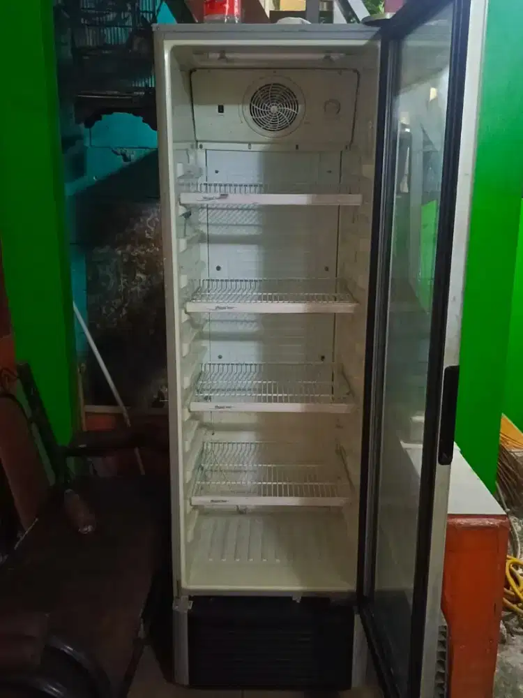 Showcase Merk Polytron 4 Rak