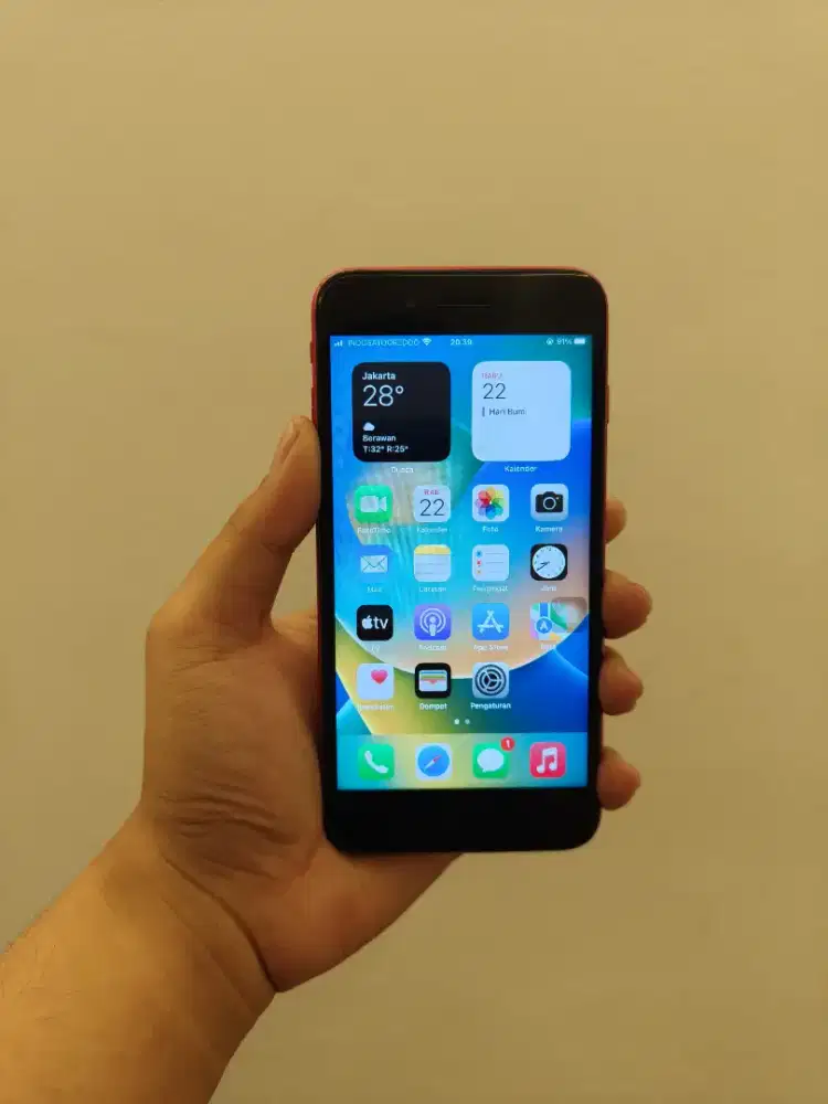 iPhone 8 Plus 64GB Red Product Murah