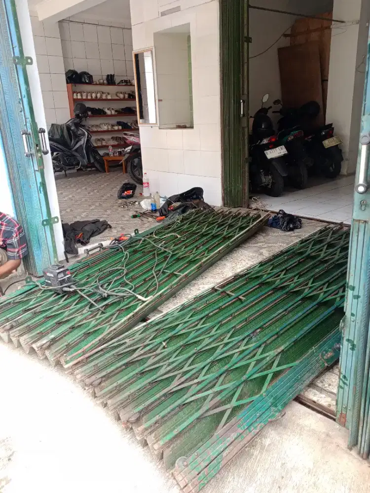 Service rolling door folding gate panggilan terdekat termurah